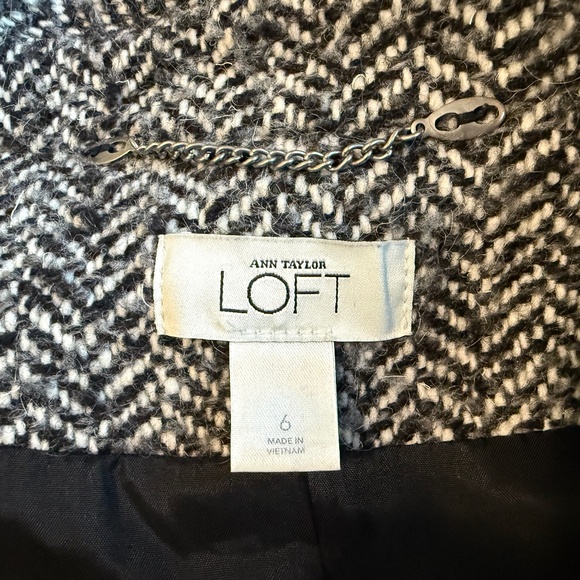 ANN TAYLOR LOFT Women’s Coat (Size 6) - Picture 11 of 13